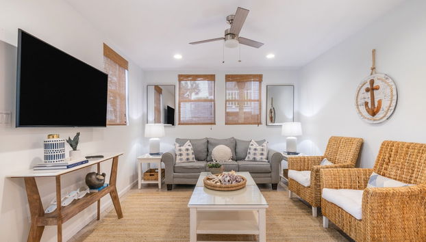 Destin Dolphin by Avantstay 2 Mins Walk To Beach w Pool Large Outdoor Entertaining Area - Foto 4, Habitación