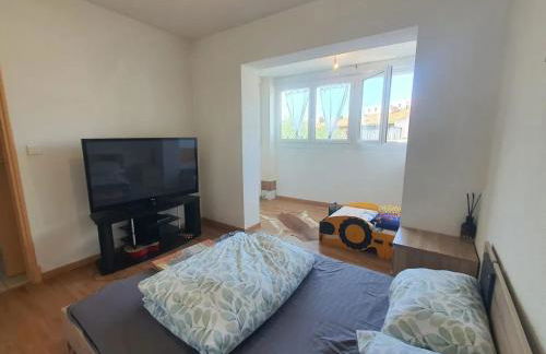 Maison confortable à Carcassonne avec jardin privé - Foto 10