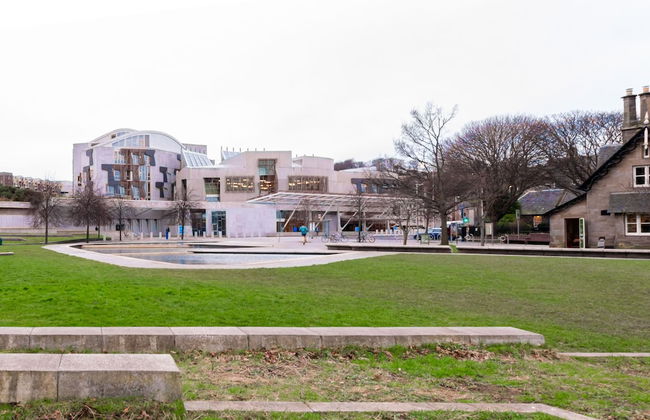 Tony Asga - Coady Apartment - Photo 32