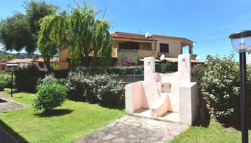 Cannigione apartment in I Nuraghi - Foto 3, Garden