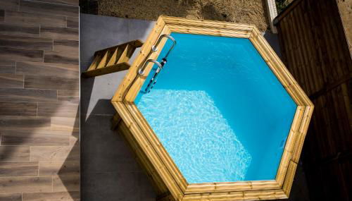 Domaine de Mérins, 10 couchages avec piscine, face à la rivière, à 4km de la plage - Foto 3