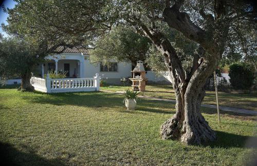 Villa with great garden and pool - Foto 39