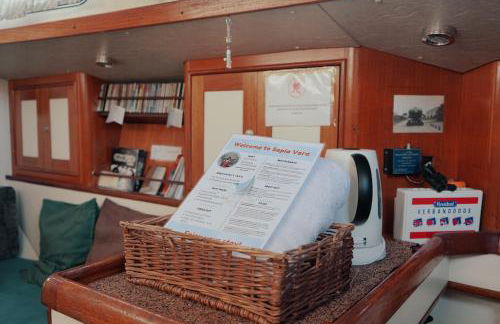 Cozy Lisbon Marina Sleepaboard - Sail Away - Foto 11