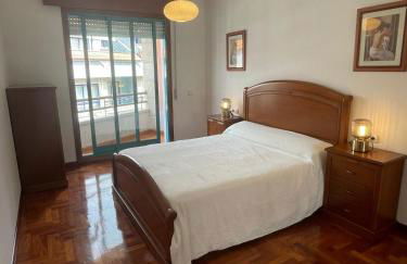 Amplio apartamento a pie de playa y zona recreativa Rua Carburos 2 - Foto 1