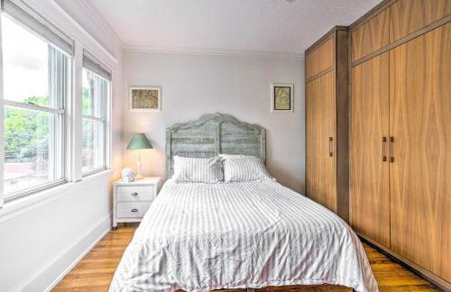 Majestic Richmond Apt with Tranquil Koi Pond! - Foto 21