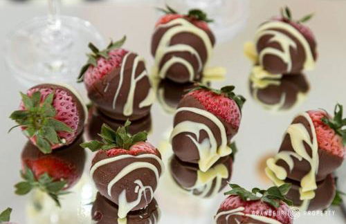 Central Park Suite by Grandeur Property - Photo 21