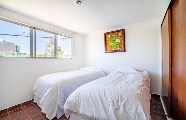 Colonia Residencial EN Tecnologico Y Zaragoza - Foto 5