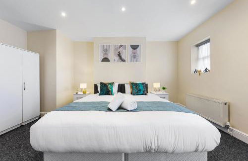 Stylish & Modern 2-Bedroom London Hideaway - King Bed- Sleeps 6 - Parking Available - Instant Book - 20 Percent Off Long Stays! - Foto 4