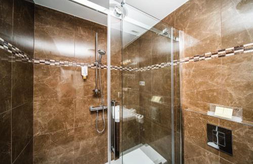 SUNce Palace Apartments with free offsite parking - Foto 36