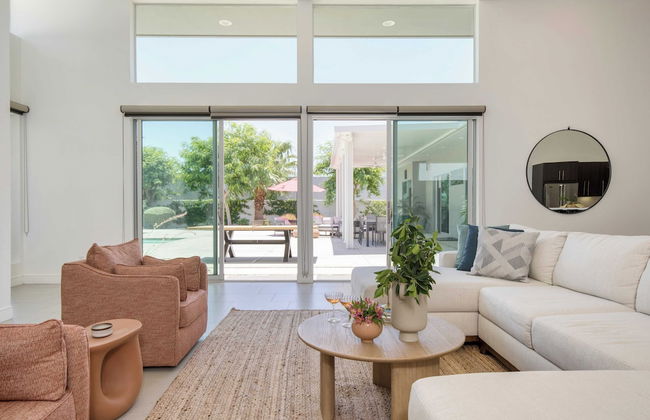 Sleeps 28! 2 Luxe Villas w/ Pool & Putting Green Polo Villas Nova by Avantstay - Foto 41