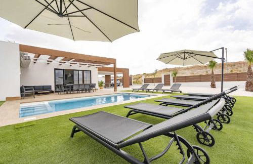 VILLA DE LUJO RIOPARK - Foto 1