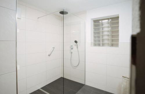 Große Wohnung mit 2 Schlafzimmer - Foto 27