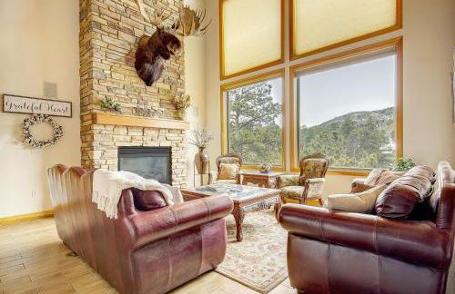 Secluded & Spacious Mountain Getaway - Foto 1