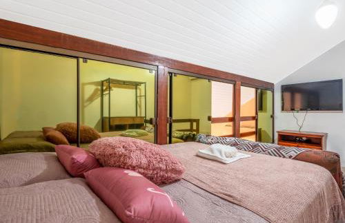 Belíssimo Duplex a 500m Lago Neg 3Q 4bikes Churrasq lareira Ar QF - Foto 30