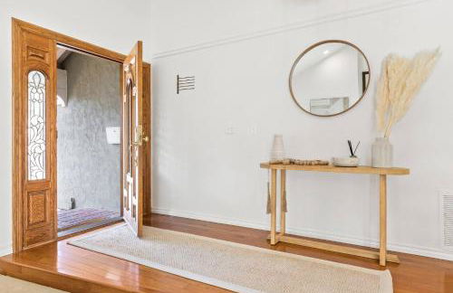 GOODE.HOMES | Luxury Home w/ Beautiful Garden - Foto 44