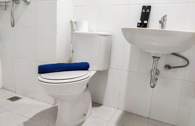 Compact and Cozy Tamansari Mahogany Studio Apartment - Photo 12