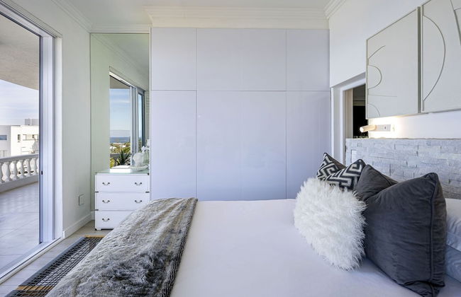 Clifton YOLO Spaces – Clifton Beachfront Apartments - Foto 24