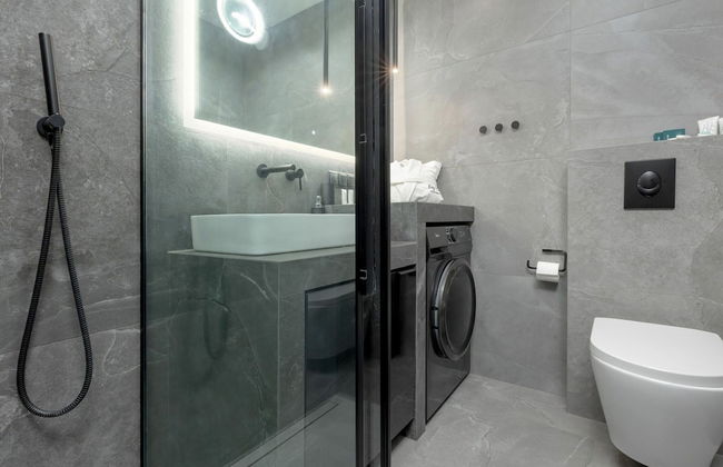 Apartment Overlooking the River, Pool, Dziwnow - Photo 12