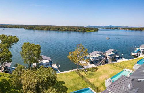 Luxury Lake LBJ House with Heated Swimming Pool and Spill Over Hot Tub and 2 Boat Slips - Foto 56
