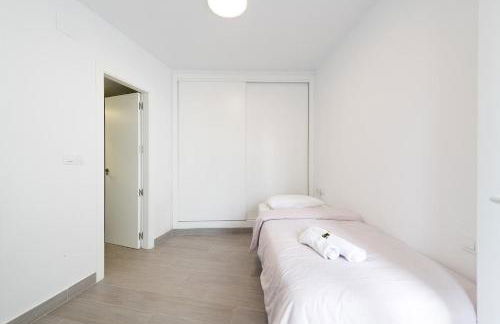 Hogar luminoso y amplio cerca del Mediterráneo - Photo 13