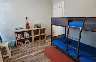 Parque das Nações Room - Photo 13