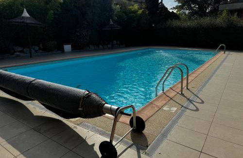 Loft Geek avec terrasse, piscine & parking - proche métro - Toulouse - Foto 13