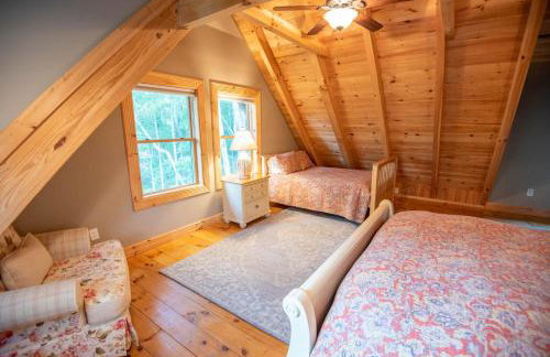 Blue Ridge Mountain Log Cabin - Views - Fireplace - River Access! - Photo 29