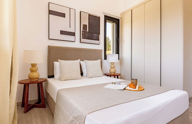 Sanders Eduardovich Limassol - Foto 9