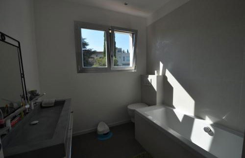 Superbe villa piscine proche ville et mer au calme - Foto 38