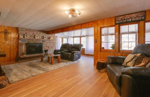 Riverfront Drake Home - 10 Mi to Estes Park! - Foto 2