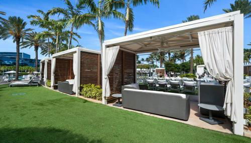 FontaineBleau Resort, with Balcony 10 min from SoBe - Foto 5