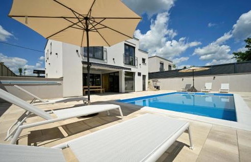 Beautiful Home In Maglenca With Sauna - Foto 8