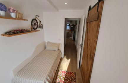 Bruce's family home - Photo 12