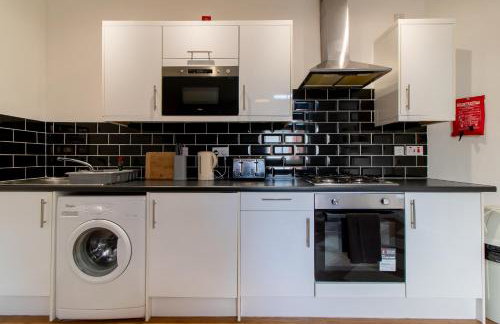 Great offers on Long Stays!! LaLuNa Apartments - Foto 71