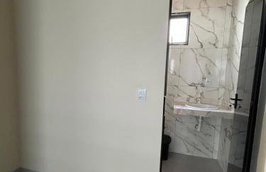 Espaço completo com garagem, estrutura e móveis novos! - Foto 13