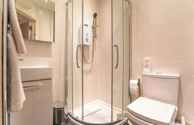 Pod Rooms - Nell Gwynn House Apartments - Photo 73