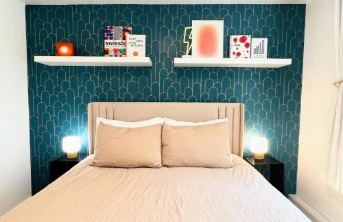 NEW cozy getaway near Mt Monadnock with hot tub - Foto 7