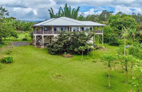 THE HONOMU HOUSE - Gorgeous, Spacious 4Bd2Ba Home near Waterfalls and Hilo, Sleeps 12! - Foto 6