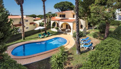 Exclusive Retreat in Vilamoura, Private Pool, Off-street Parking, Free AC & Wifi - Foto 4