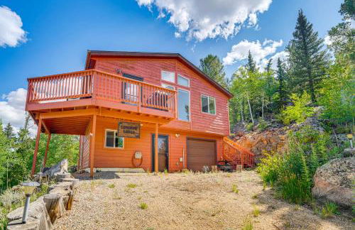 Deck and Views Pet-Friendly Cabin in Jefferson! - Foto 2