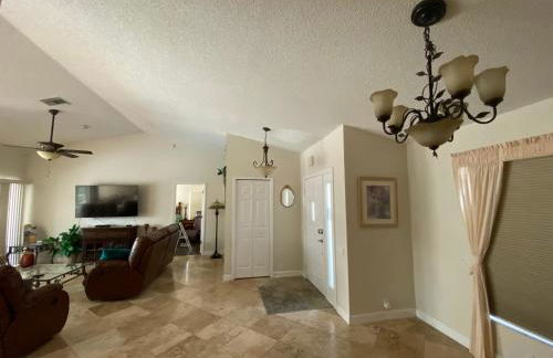 Modern Pool Home - Foto 13