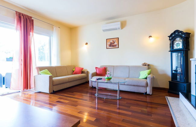 Elegant and Lavish Leisure Apartments Zadar With Outdoor Pool - Foto 40