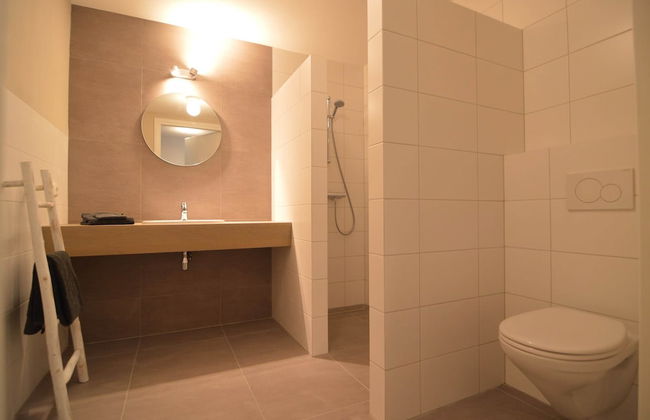 Swolgen Estate With Sauna - Photo 24