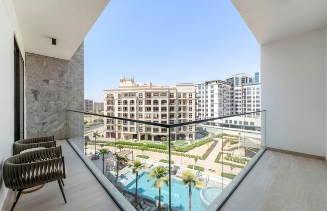 Luxurious 1 Bedroom Retreat With Pool gym and Game - Photo 1