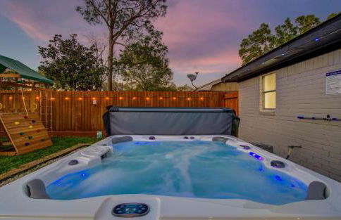 5-BD 2-BA Tranquil Retreat ft Jacuzzi & Playground - Foto 4