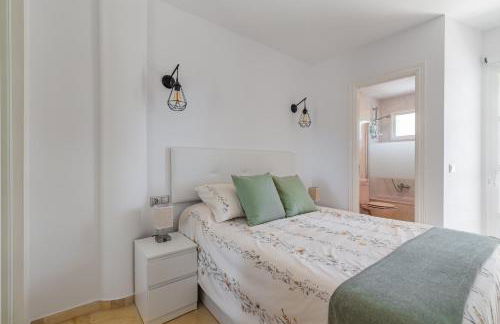 Ground Floor Apartment at Matchroom Country Club - Photo 11