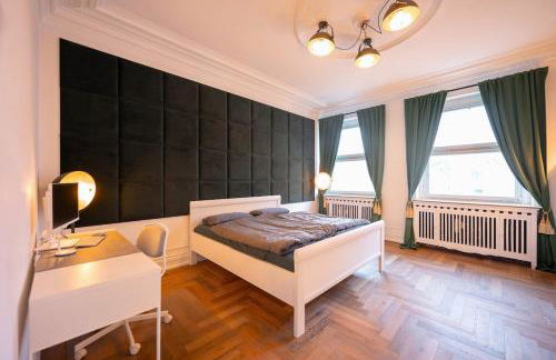 Kino Design Studio mit Workplace 600m Messe Lanxess - Foto 1