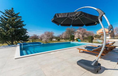 Cozy Home In Tinj With Kitchen - Photo 6