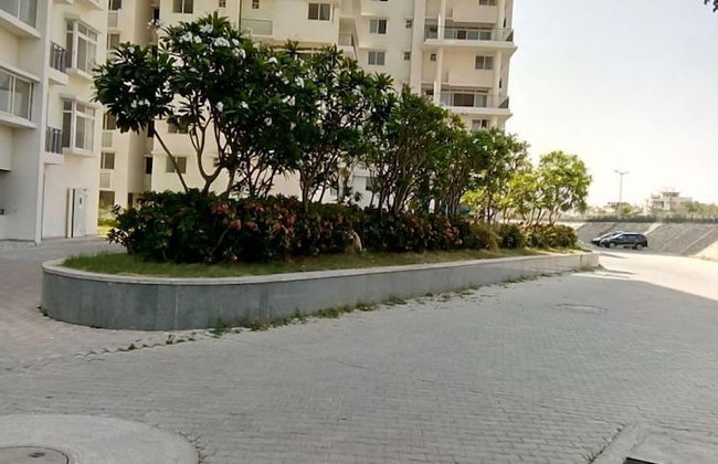 TripThrill Maytas Hill Apartments - Foto 13