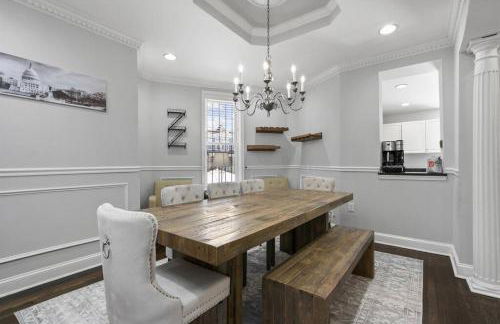 Capitol Hill Stay Like No Other - Photo 58